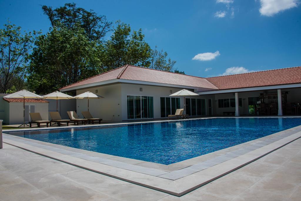 Villa Tha Maphrao Pa Khlok Екстериор снимка